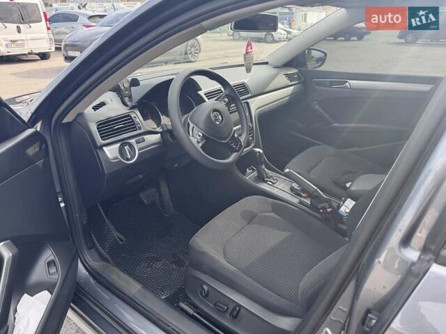 Серый Фольксваген Пассат, объемом двигателя 1.98 л и пробегом 100 тыс. км за 14500 $, фото 8 на Automoto.ua