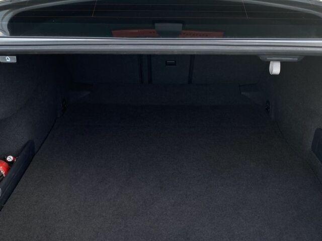 Сірий Фольксваген Пассат, об'ємом двигуна 2 л та пробігом 320 тис. км за 15000 $, фото 7 на Automoto.ua