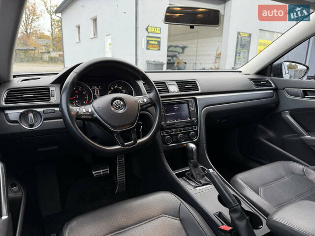 Серый Фольксваген Пассат, объемом двигателя 1.8 л и пробегом 255 тыс. км за 12500 $, фото 35 на Automoto.ua