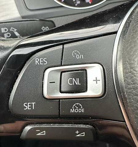 Серый Фольксваген Пассат, объемом двигателя 1.4 л и пробегом 135 тыс. км за 14500 $, фото 27 на Automoto.ua