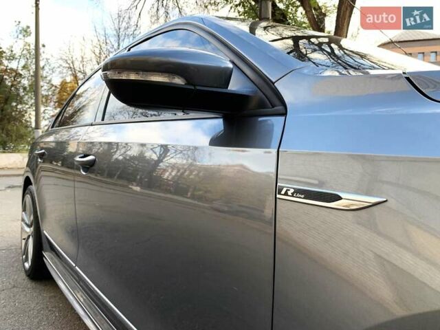 Серый Фольксваген Пассат, объемом двигателя 2 л и пробегом 155 тыс. км за 14999 $, фото 19 на Automoto.ua