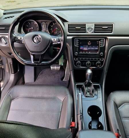 Серый Фольксваген Пассат, объемом двигателя 1.8 л и пробегом 183 тыс. км за 13700 $, фото 23 на Automoto.ua