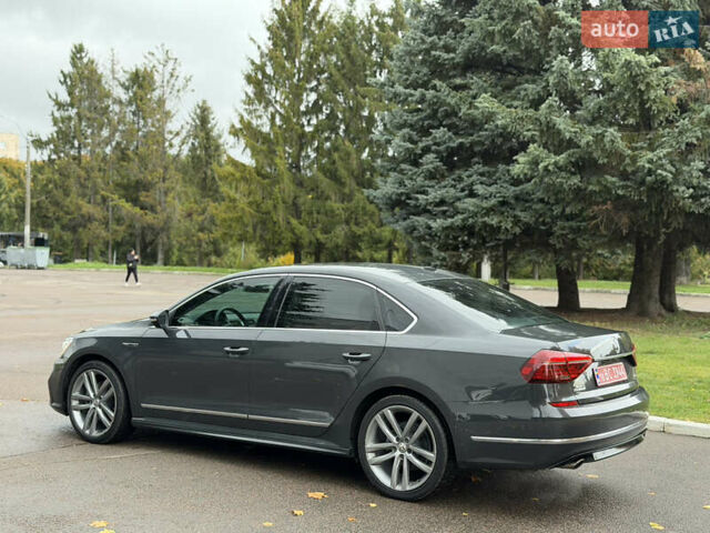 Серый Фольксваген Пассат, объемом двигателя 1.8 л и пробегом 189 тыс. км за 11800 $, фото 24 на Automoto.ua