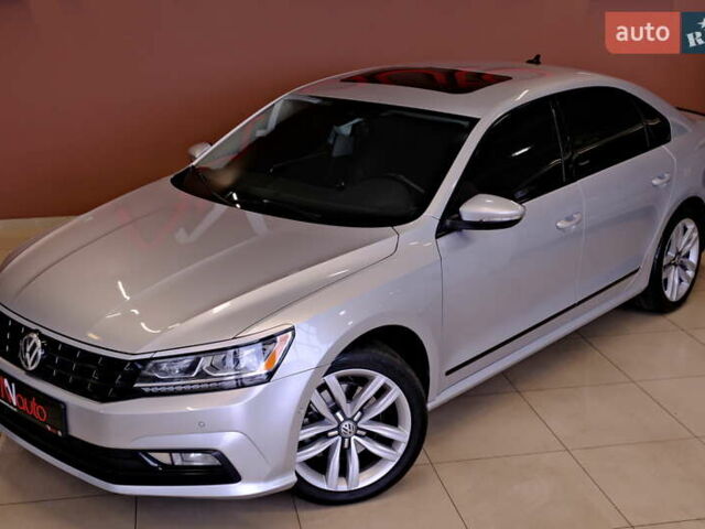 Серый Фольксваген Пассат, объемом двигателя 1.8 л и пробегом 180 тыс. км за 14800 $, фото 9 на Automoto.ua