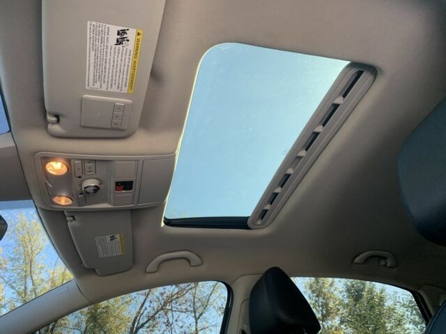 Серый Фольксваген Пассат, объемом двигателя 1.8 л и пробегом 229 тыс. км за 14999 $, фото 16 на Automoto.ua