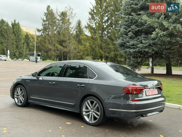 Серый Фольксваген Пассат, объемом двигателя 1.8 л и пробегом 189 тыс. км за 11800 $, фото 29 на Automoto.ua