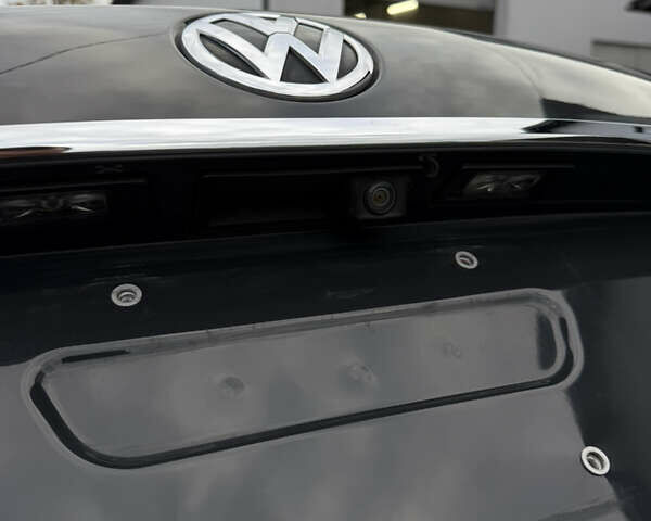 Серый Фольксваген Пассат, объемом двигателя 1.8 л и пробегом 255 тыс. км за 12500 $, фото 38 на Automoto.ua