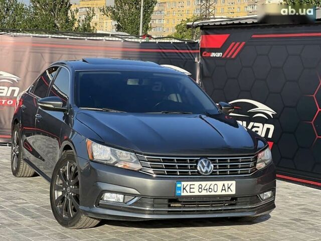 Серый Фольксваген Пассат, объемом двигателя 2 л и пробегом 180 тыс. км за 11999 $, фото 13 на Automoto.ua