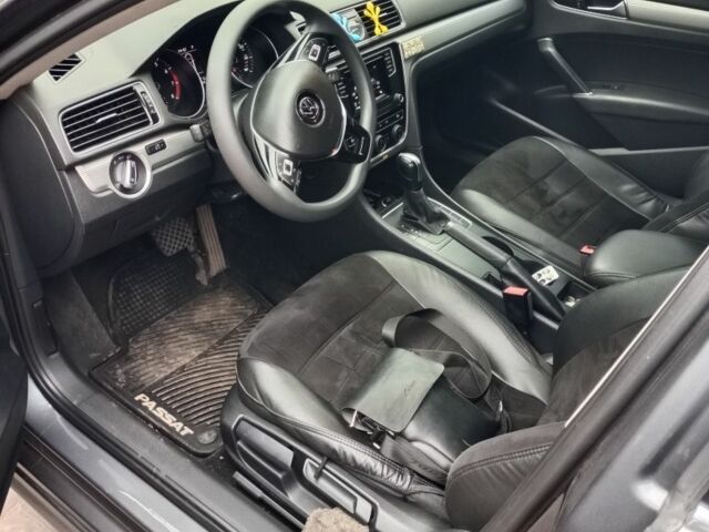 Сірий Фольксваген Пассат, об'ємом двигуна 1.8 л та пробігом 132 тис. км за 12700 $, фото 6 на Automoto.ua