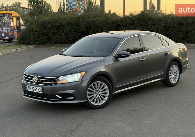 Сірий Фольксваген Пассат, об'ємом двигуна 1.8 л та пробігом 132 тис. км за 14000 $, фото 3 на Automoto.ua