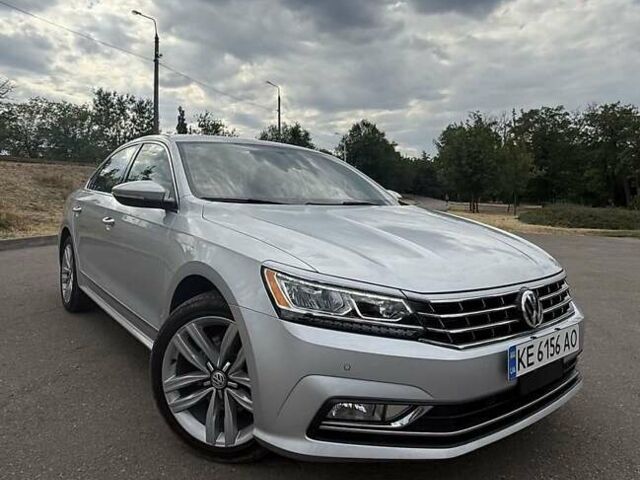 Сірий Фольксваген Пассат, об'ємом двигуна 1.8 л та пробігом 52 тис. км за 16950 $, фото 7 на Automoto.ua