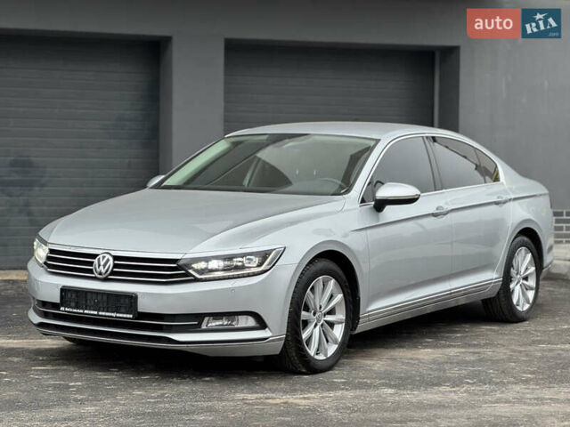 Серый Фольксваген Пассат, объемом двигателя 1.97 л и пробегом 225 тыс. км за 18750 $, фото 16 на Automoto.ua