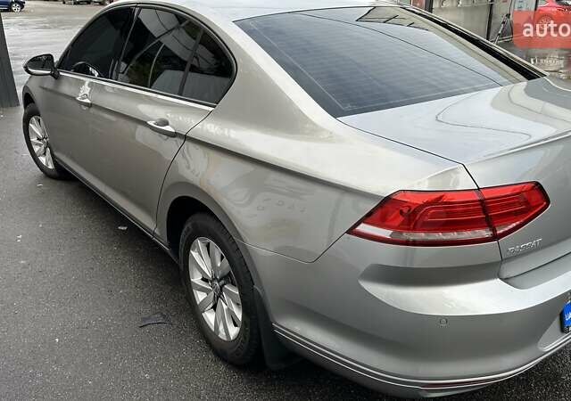Серый Фольксваген Пассат, объемом двигателя 1.4 л и пробегом 135 тыс. км за 14500 $, фото 8 на Automoto.ua