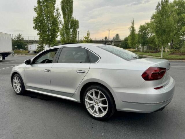 Сірий Фольксваген Пассат, об'ємом двигуна 1.8 л та пробігом 65 тис. км за 12300 $, фото 6 на Automoto.ua