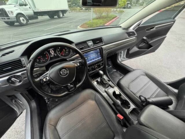 Сірий Фольксваген Пассат, об'ємом двигуна 1.8 л та пробігом 65 тис. км за 12300 $, фото 7 на Automoto.ua