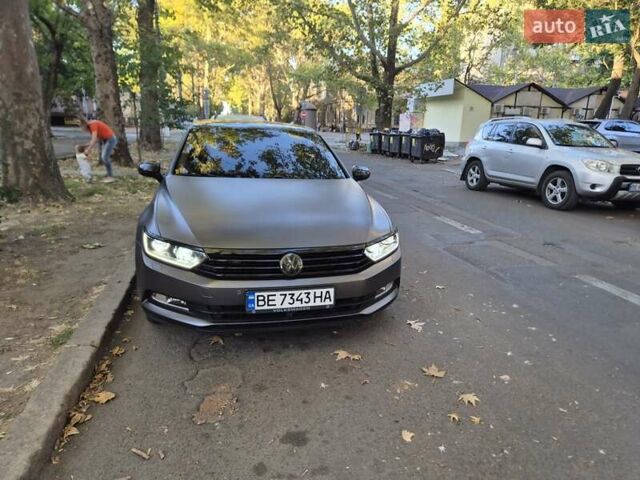 Серый Фольксваген Пассат, объемом двигателя 1.97 л и пробегом 120 тыс. км за 25599 $, фото 12 на Automoto.ua