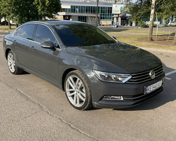 Серый Фольксваген Пассат, объемом двигателя 1.97 л и пробегом 97 тыс. км за 21800 $, фото 18 на Automoto.ua