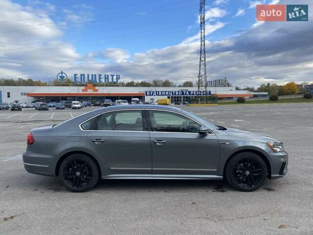Фольксваген Пассат 2017 в Ужгороде на Automoto.ua Серый Фольксваген Пассат, объемом двигателя 1.8 л и пробегом 125 тыс. км за 13600 $, фото 2 на Automoto.ua