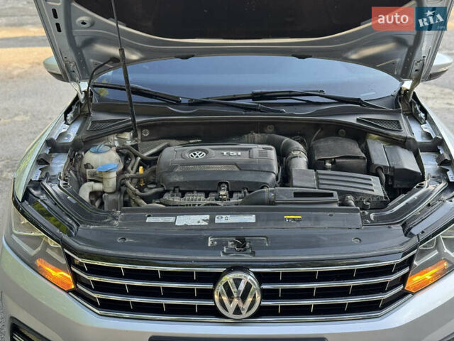 Серый Фольксваген Пассат, объемом двигателя 1.8 л и пробегом 95 тыс. км за 12700 $, фото 7 на Automoto.ua