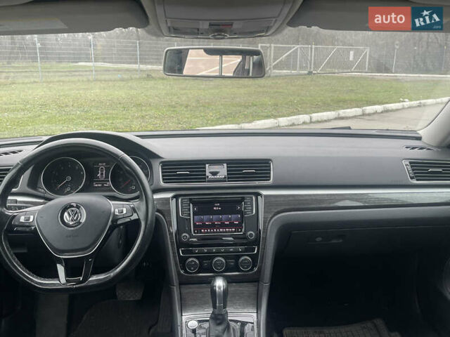 Серый Фольксваген Пассат, объемом двигателя 1.98 л и пробегом 140 тыс. км за 14800 $, фото 7 на Automoto.ua