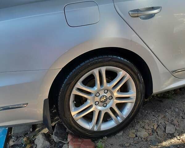 Серый Фольксваген Пассат, объемом двигателя 1.8 л и пробегом 120 тыс. км за 13500 $, фото 17 на Automoto.ua