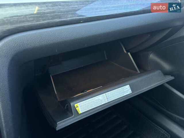 Серый Фольксваген Пассат, объемом двигателя 2 л и пробегом 169 тыс. км за 17000 $, фото 19 на Automoto.ua