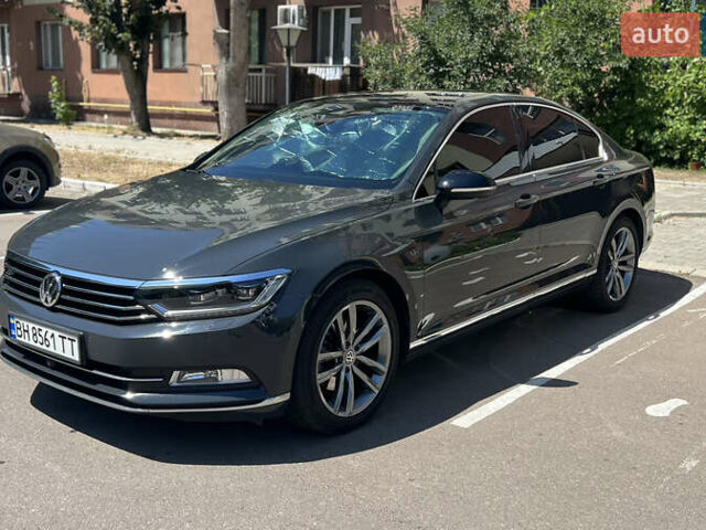 Серый Фольксваген Пассат, объемом двигателя 1.97 л и пробегом 103 тыс. км за 25700 $, фото 1 на Automoto.ua