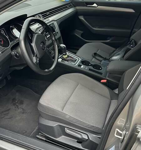 Серый Фольксваген Пассат, объемом двигателя 1.4 л и пробегом 135 тыс. км за 14500 $, фото 12 на Automoto.ua