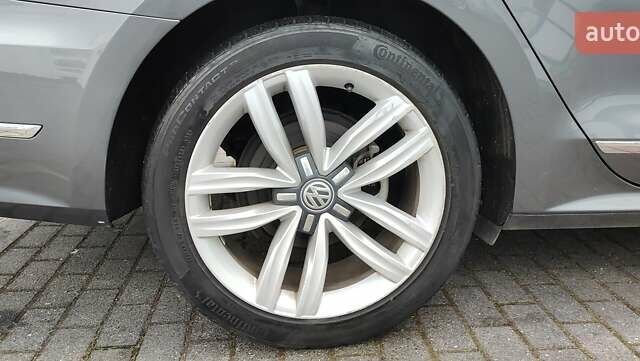 Серый Фольксваген Пассат, объемом двигателя 1.8 л и пробегом 64 тыс. км за 18000 $, фото 10 на Automoto.ua