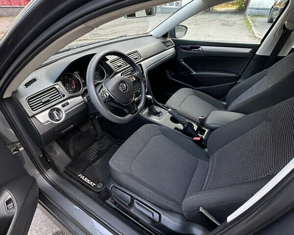 Сірий Фольксваген Пассат, об'ємом двигуна 1.8 л та пробігом 82 тис. км за 12900 $, фото 8 на Automoto.ua