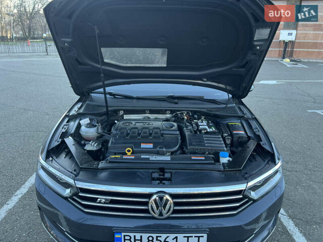 Серый Фольксваген Пассат, объемом двигателя 1.97 л и пробегом 103 тыс. км за 25700 $, фото 24 на Automoto.ua