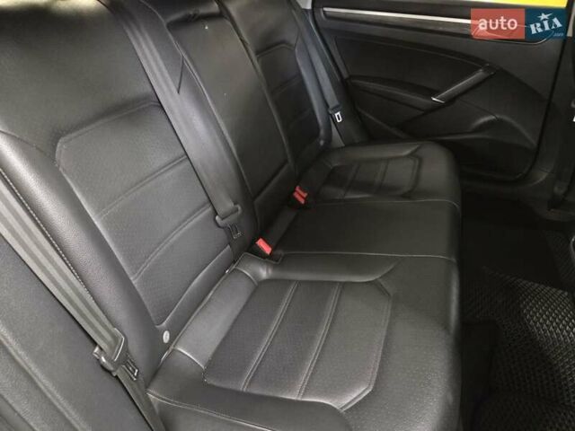 Сірий Фольксваген Пассат, об'ємом двигуна 2 л та пробігом 195 тис. км за 13699 $, фото 10 на Automoto.ua