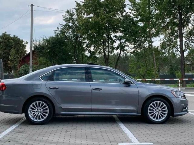 Серый Фольксваген Пассат, объемом двигателя 2 л и пробегом 104 тыс. км за 10000 $, фото 4 на Automoto.ua