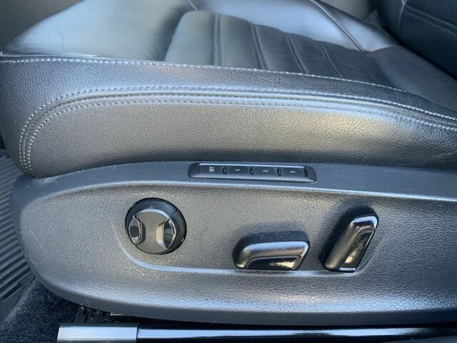 Серый Фольксваген Пассат, объемом двигателя 1.8 л и пробегом 229 тыс. км за 14999 $, фото 4 на Automoto.ua