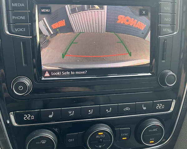 Серый Фольксваген Пассат, объемом двигателя 1.8 л и пробегом 69 тыс. км за 17000 $, фото 10 на Automoto.ua