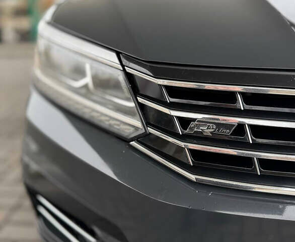 Сірий Фольксваген Пассат, об'ємом двигуна 1.8 л та пробігом 176 тис. км за 11799 $, фото 34 на Automoto.ua