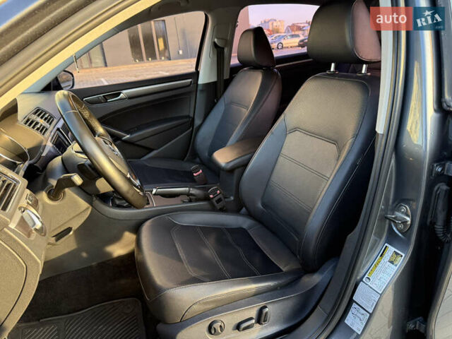 Сірий Фольксваген Пассат, об'ємом двигуна 1.8 л та пробігом 235 тис. км за 13850 $, фото 10 на Automoto.ua