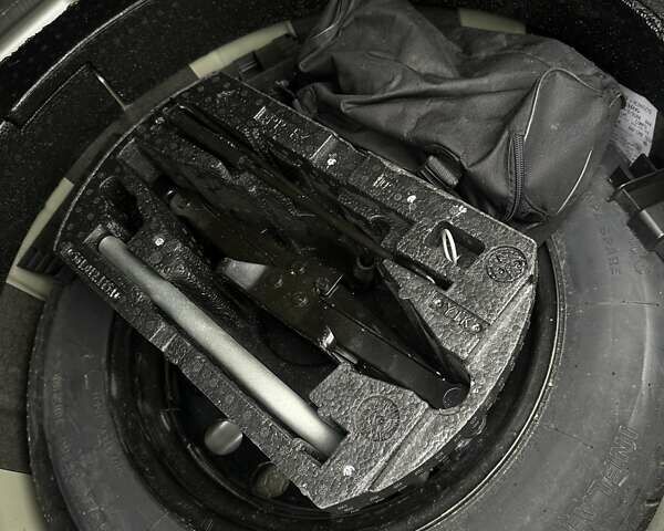 Сірий Фольксваген Пассат, об'ємом двигуна 1.8 л та пробігом 104 тис. км за 15700 $, фото 11 на Automoto.ua