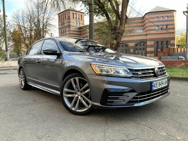 Серый Фольксваген Пассат, объемом двигателя 2 л и пробегом 155 тыс. км за 15500 $, фото 7 на Automoto.ua