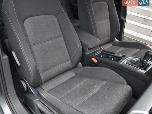 Серый Фольксваген Пассат, объемом двигателя 1.8 л и пробегом 48 тыс. км за 18500 $, фото 23 на Automoto.ua