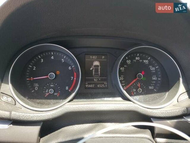 Сірий Фольксваген Пассат, об'ємом двигуна 1.8 л та пробігом 154 тис. км за 3000 $, фото 8 на Automoto.ua