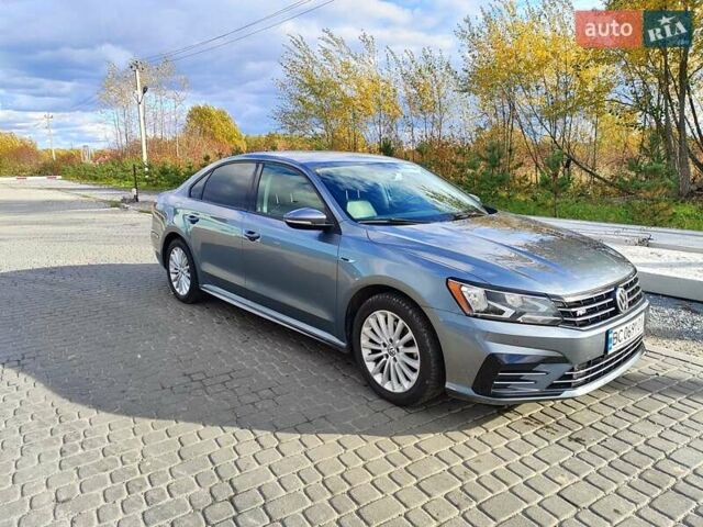 Сірий Фольксваген Пассат, об'ємом двигуна 2 л та пробігом 134 тис. км за 13499 $, фото 10 на Automoto.ua
