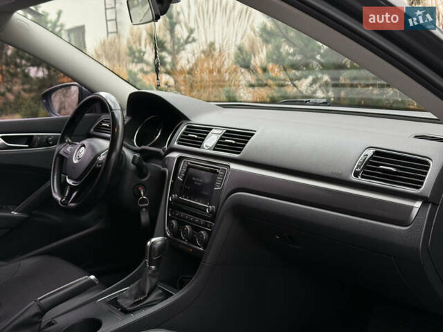 Фольксваген Пассат 2017 в Луцке на Automoto.ua Серый Фольксваген Пассат, объемом двигателя 1.8 л и пробегом 234 тыс. км за 14300 $, фото 11 на Automoto.ua