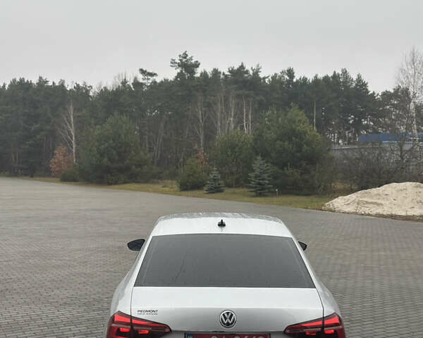 Сірий Фольксваген Пассат, об'ємом двигуна 1.8 л та пробігом 208 тис. км за 11800 $, фото 7 на Automoto.ua