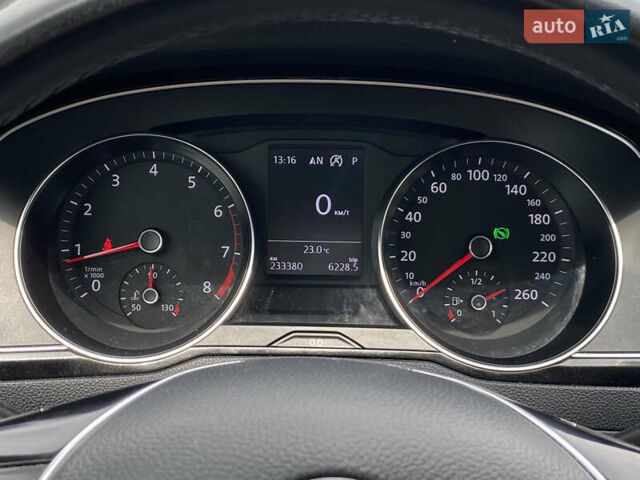 Сірий Фольксваген Пассат, об'ємом двигуна 1.4 л та пробігом 233 тис. км за 12700 $, фото 8 на Automoto.ua