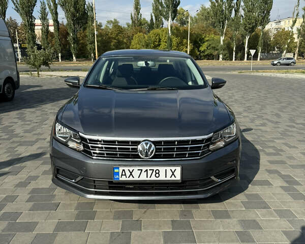 Сірий Фольксваген Пассат, об'ємом двигуна 1.8 л та пробігом 81 тис. км за 15400 $, фото 7 на Automoto.ua