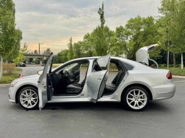 Сірий Фольксваген Пассат, об'ємом двигуна 1.8 л та пробігом 65 тис. км за 12300 $, фото 4 на Automoto.ua