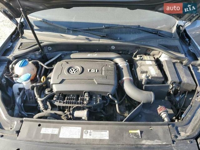 Серый Фольксваген Пассат, объемом двигателя 1.8 л и пробегом 146 тыс. км за 2750 $, фото 10 на Automoto.ua