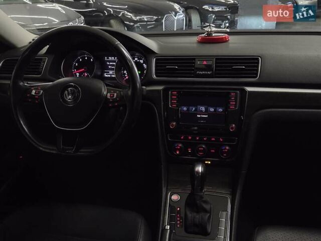 Сірий Фольксваген Пассат, об'ємом двигуна 2 л та пробігом 195 тис. км за 13699 $, фото 18 на Automoto.ua