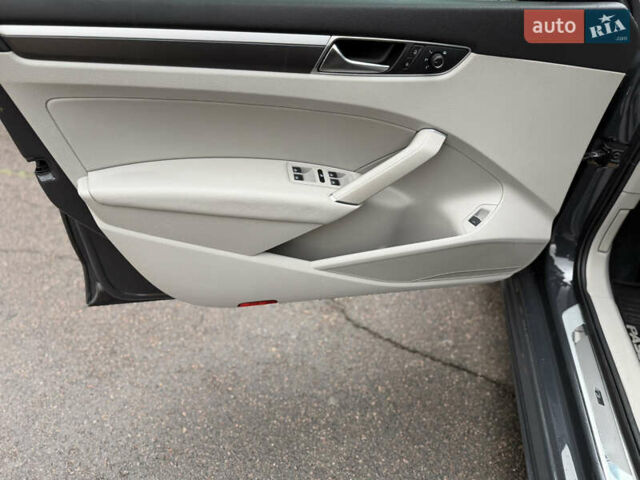 Серый Фольксваген Пассат, объемом двигателя 1.8 л и пробегом 189 тыс. км за 11800 $, фото 58 на Automoto.ua